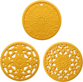 EZYHOME 3Pcs Silicone Trivet Mat - Insulated Hot Pot Holder Carved Hot Bowl Pads Set for Table or Countertop - Non-Slip Heat Resistant Exquisitely Kitchen Teapot Coasters, 20cm / 7.87Inch