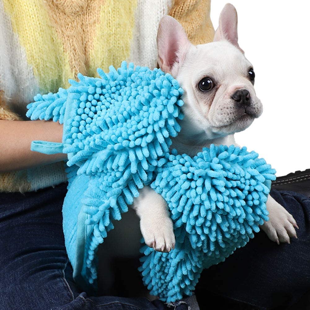 Dog towel with online hand pockets